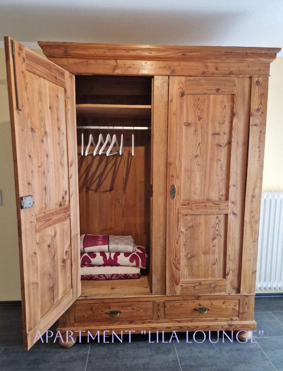 Weingut Im Moselkrampen Appartement Ellenz-Poltersdorf Buitenkant foto