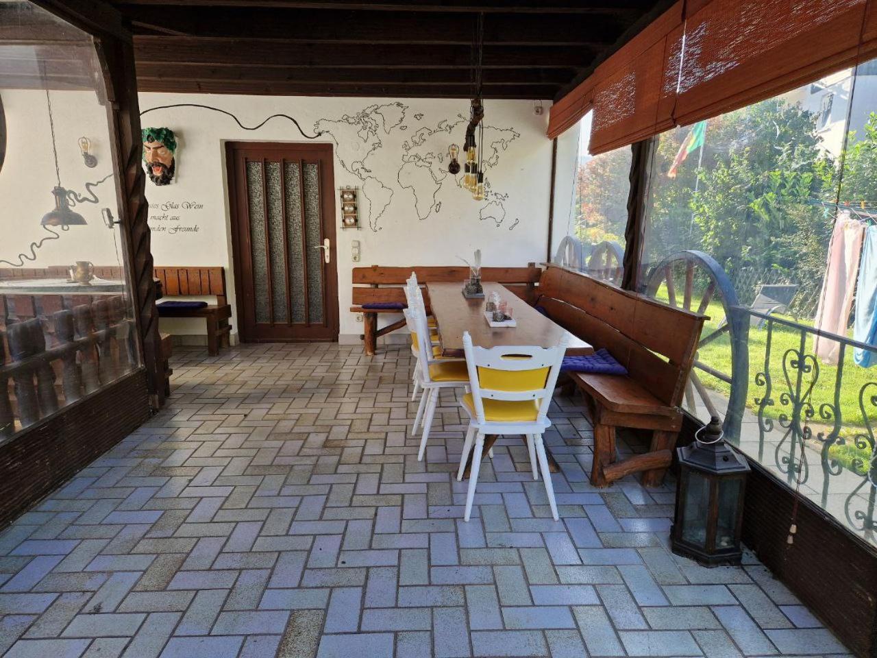 Weingut Im Moselkrampen Appartement Ellenz-Poltersdorf Buitenkant foto