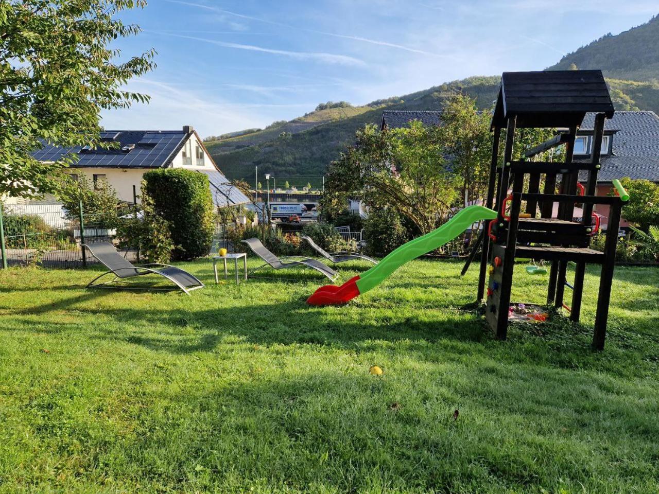 Weingut Im Moselkrampen Appartement Ellenz-Poltersdorf Buitenkant foto